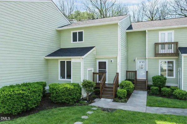 $269,000 | 250 South Estes Drive, Unit 71, Chapel Hill, NC 27514