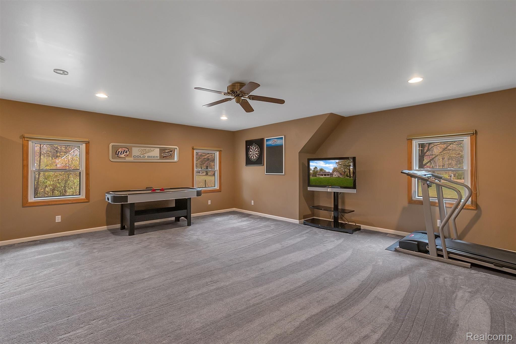 23400 Bohn Road Belleville, MI 48111 - Photo 19 of 43 Rec Room.jpg