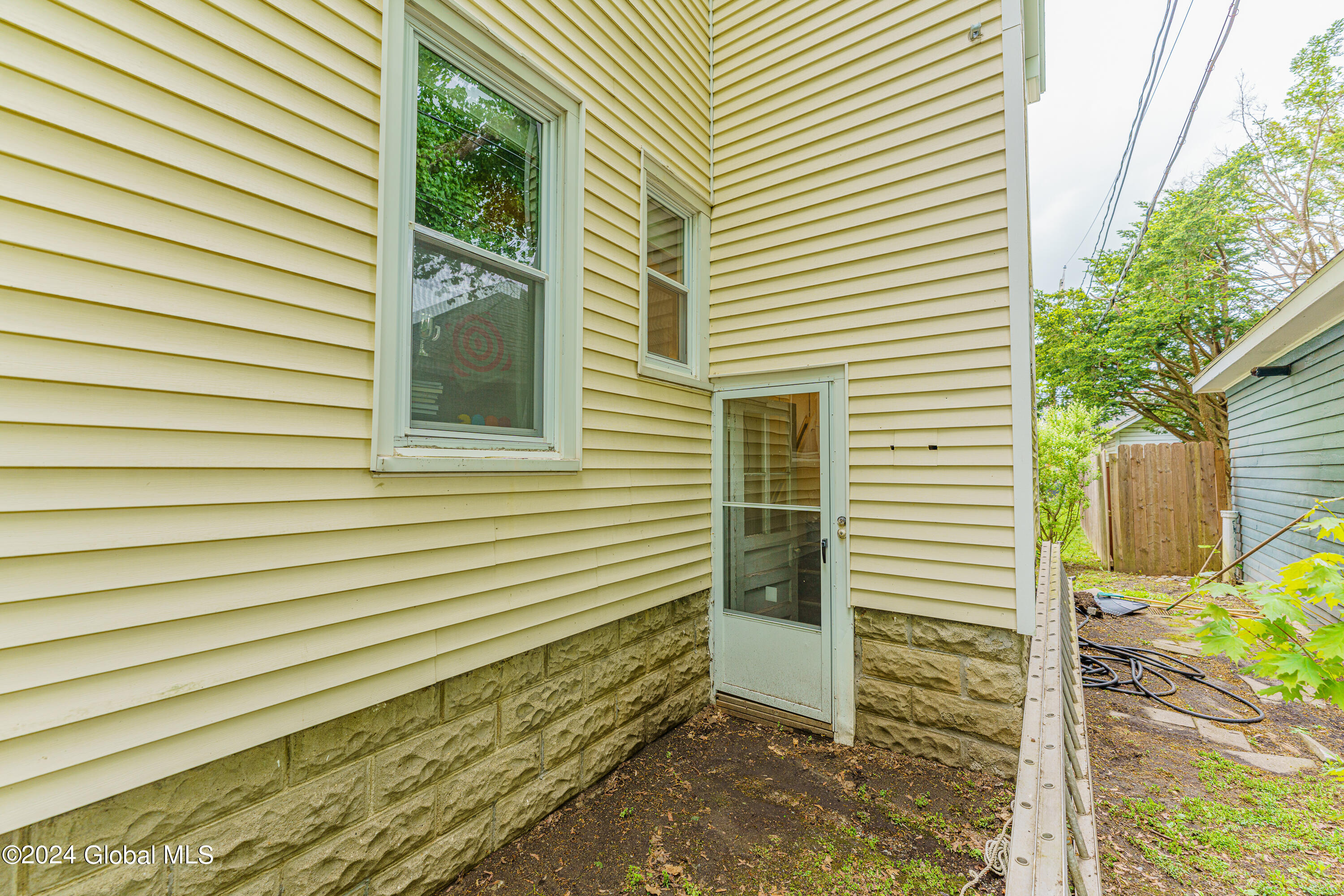 3 Terrace Place Troy, NY 12180 - Photo 42 of 46 Yard 1