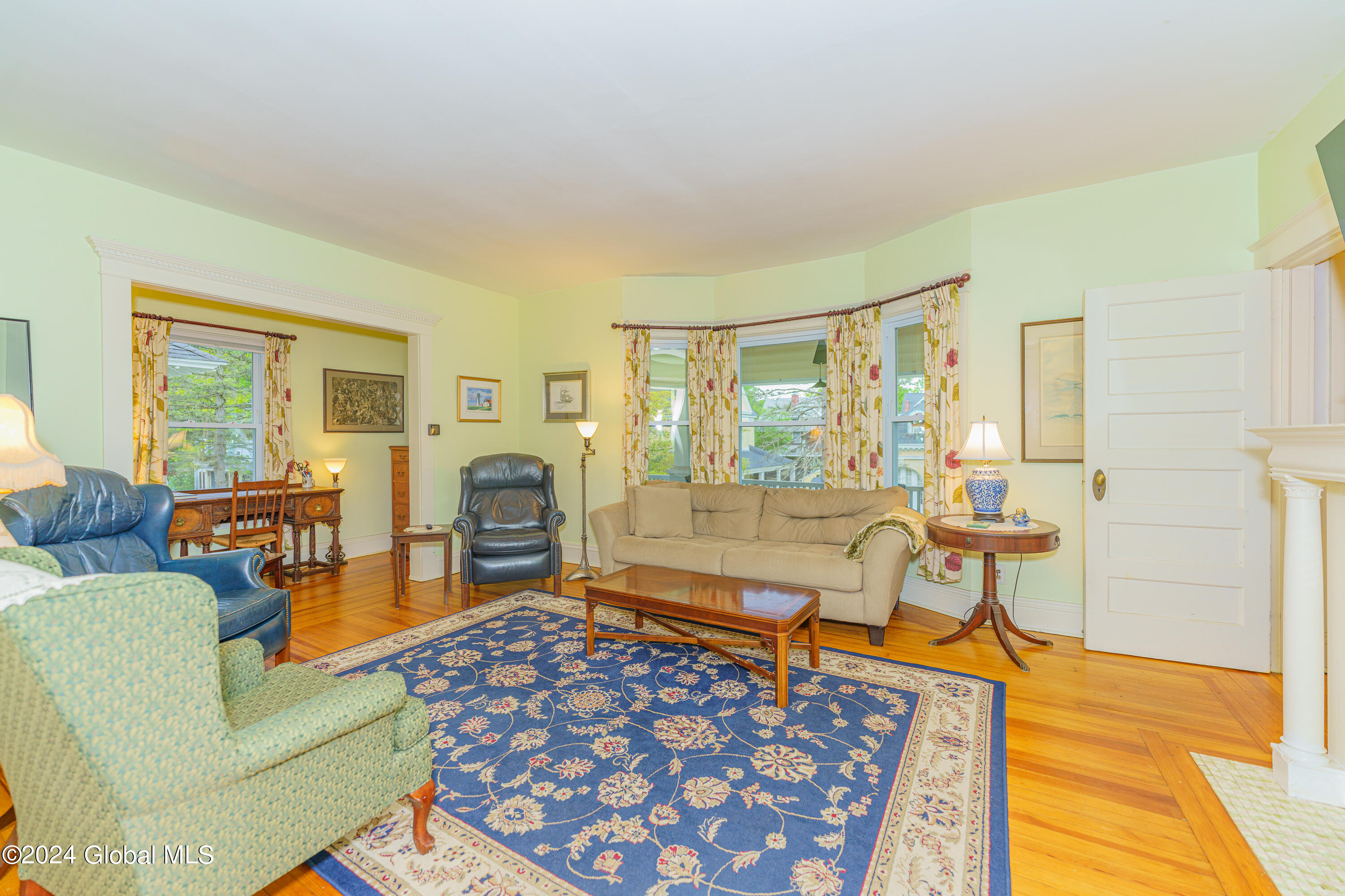 3 Terrace Place Troy, NY 12180 - Photo 7 of 46 1 Apt Up 2