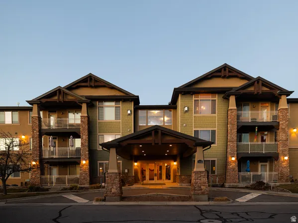 $425,000 | 602 Edgewood Drive, Unit 112, North Salt Lake, UT 84054