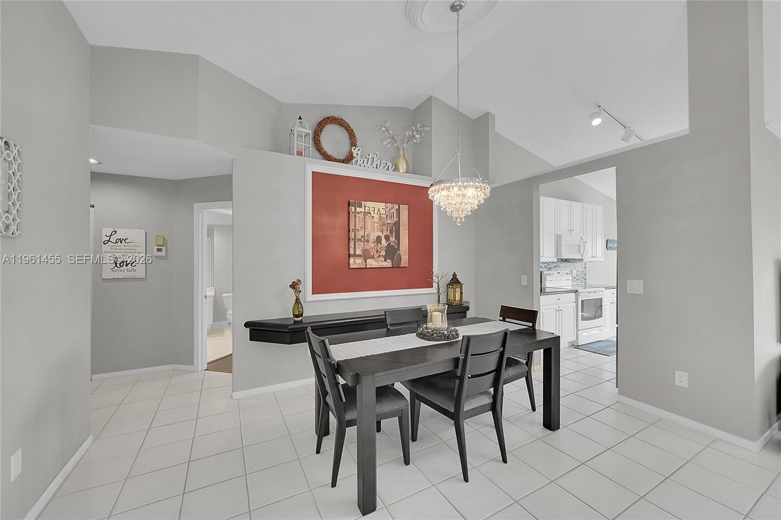 17317 Boca Club Boulevard, Unit 7 Boca Raton, FL 33487 - Photo 21 of 48 a view of a dining room with furniture