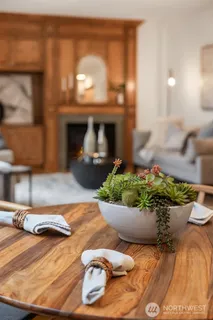 $1,550,000 | 1764 11th Avenue Northeast, Issaquah, WA 98029