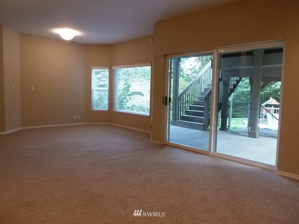 3202 Southeast Nelson Road Olalla, WA 98359 - Photo 13 of 25 Gallery Image 13