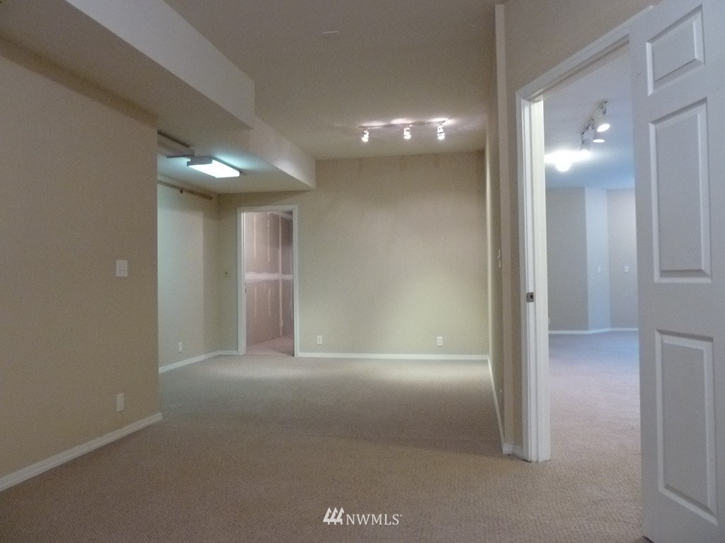 3202 Southeast Nelson Road Olalla, WA 98359 - Photo 17 of 25 Gallery Image 17
