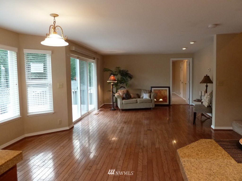 3202 Southeast Nelson Road Olalla, WA 98359 - Photo 4 of 25 Gallery Image 4