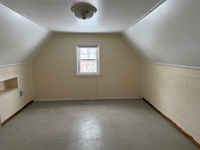 2500 Maple Street Des Plaines, IL 60018 - Photo 7 of 9 an empty room with a empty space and windows