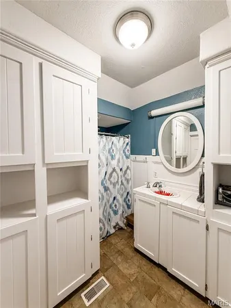 $350,000 | 5599 Co Highway 21, Nashville, IL 62263