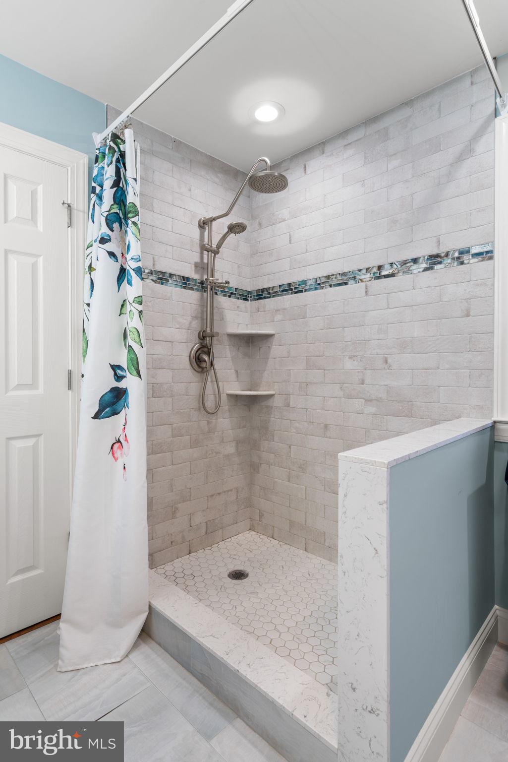 2182 Towles Road Midland, VA 22728 - Photo 29 of 50 a bathroom with a shower