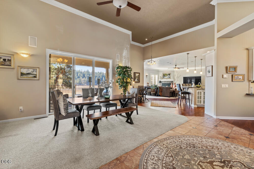 11810 Merganser Road Klamath Falls, OR 97601 - Photo 12 of 117