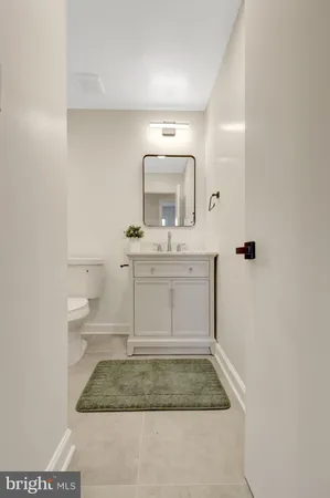 $599,000 | 104 West Amhurst Place, Sterling, VA 20164