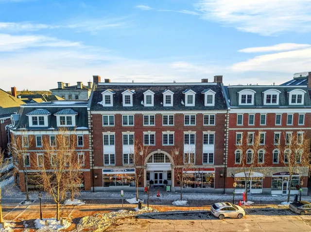 $3,250,000 | 18 Congress Street, Unit 302, Portsmouth, NH 03801