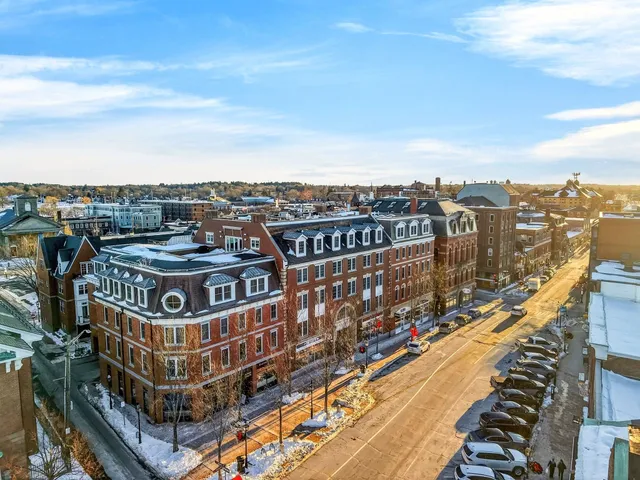$3,250,000 | 18 Congress Street, Unit 302, Portsmouth, NH 03801