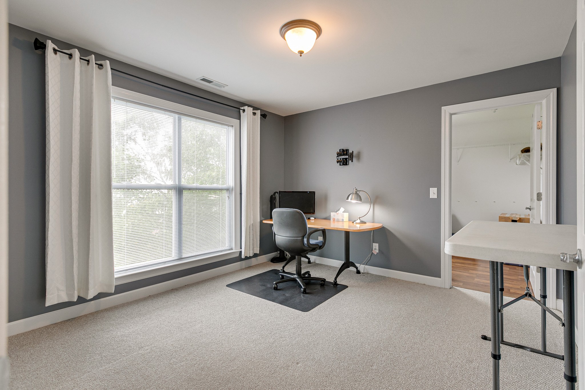 3013 Viewpointe Way Columbia, TN 38401 - Photo 29 of 39 a workspace with furniture and a window