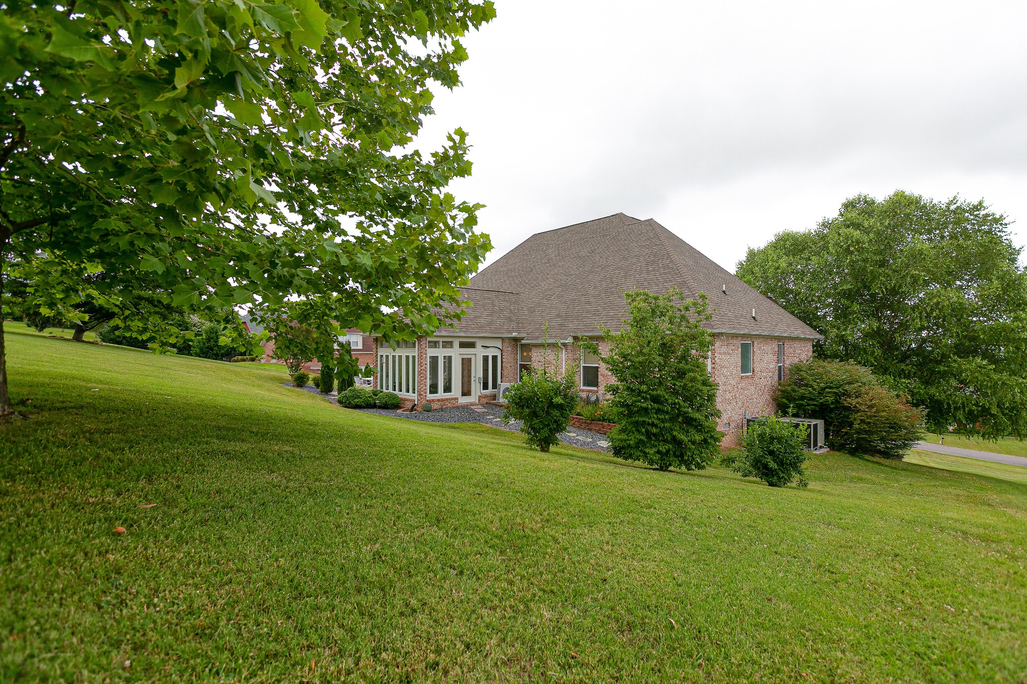 3013 Viewpointe Way Columbia, TN 38401 - Photo 37 of 39 a view of a house with yard and green space