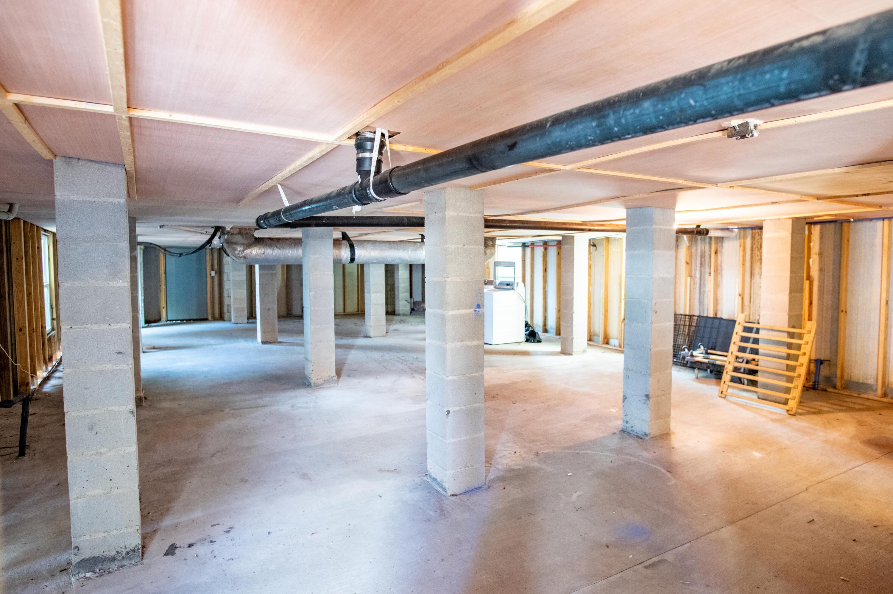 1599 Terns Nest Road Charleston, SC 29412 - Photo 24 of 64 Large basement/storage/workshop area