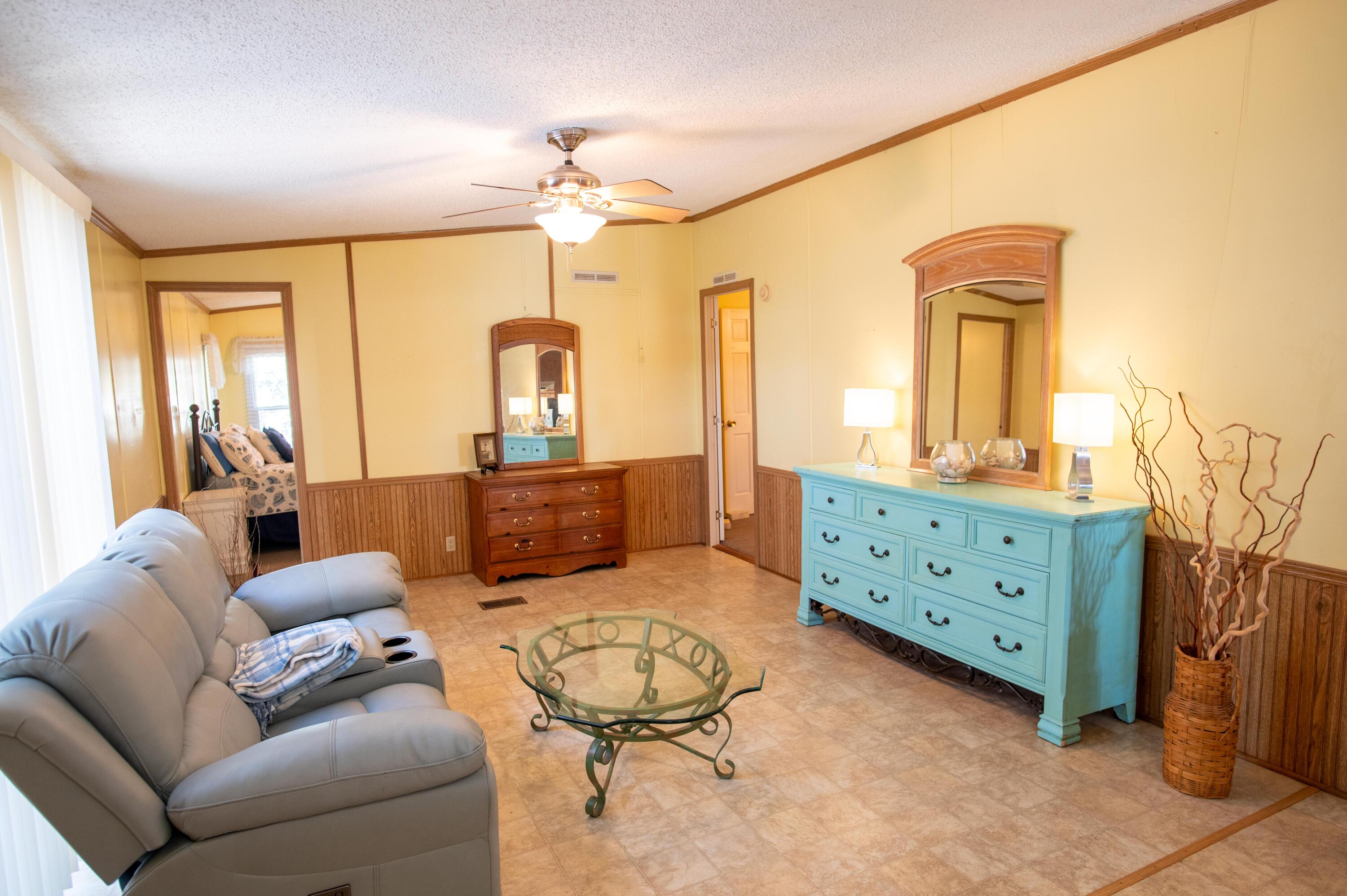 1599 Terns Nest Road Charleston, SC 29412 - Photo 38 of 64 Living Room