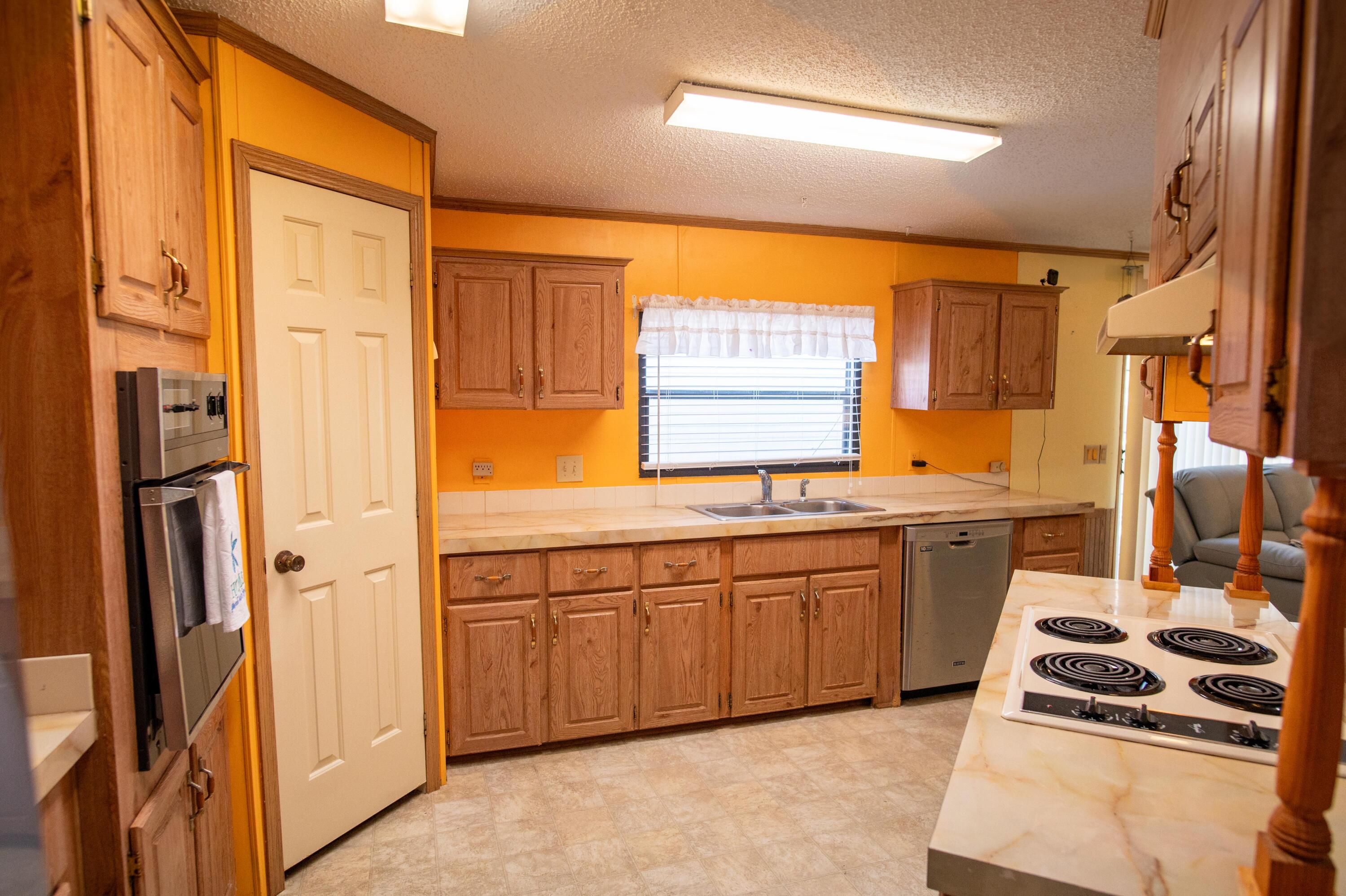 1599 Terns Nest Road Charleston, SC 29412 - Photo 56 of 64 New dishwasher!