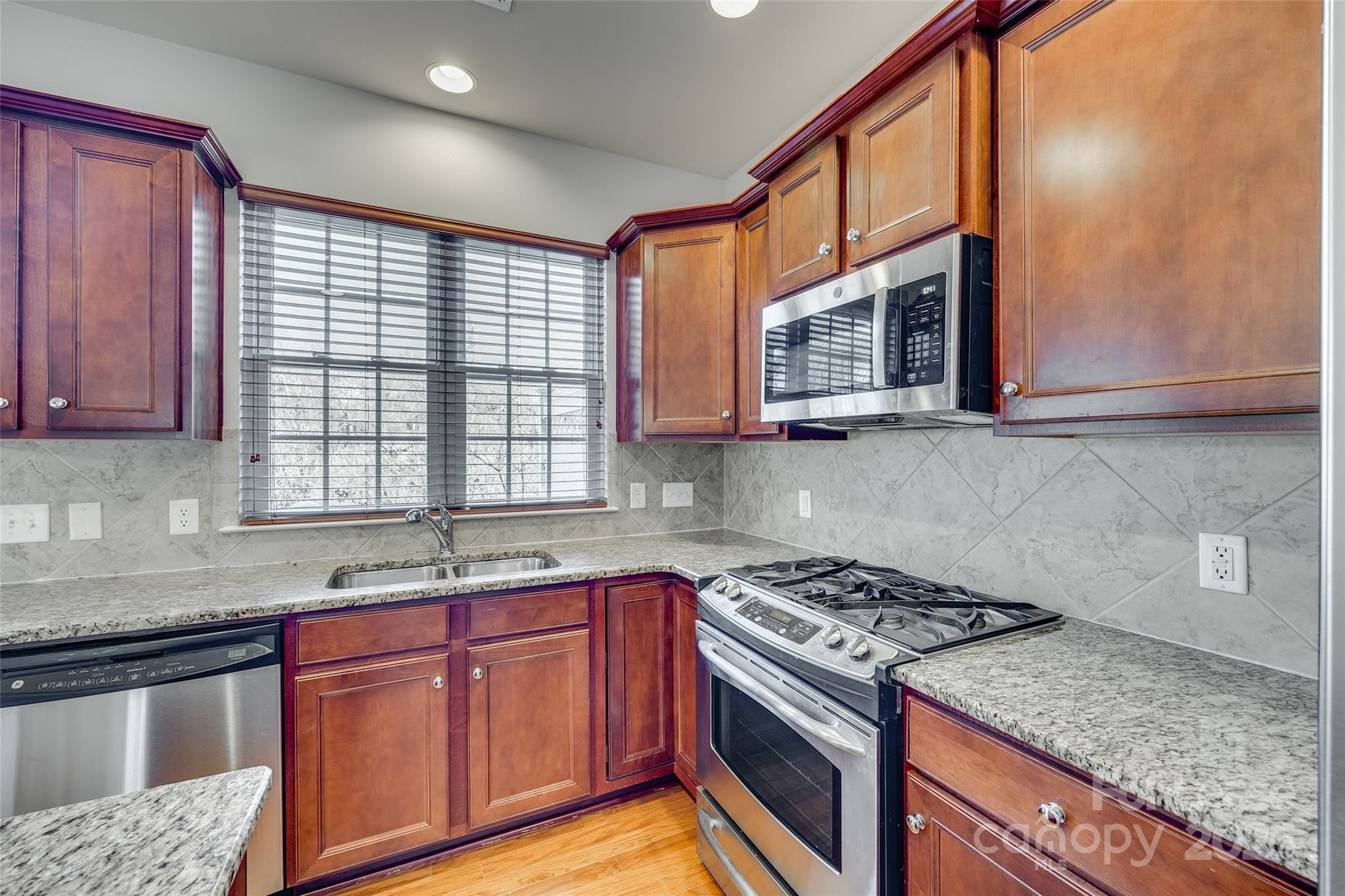 1118 Drayton Court, Unit 125 Fort Mill, SC 29708 - Photo 10 of 40