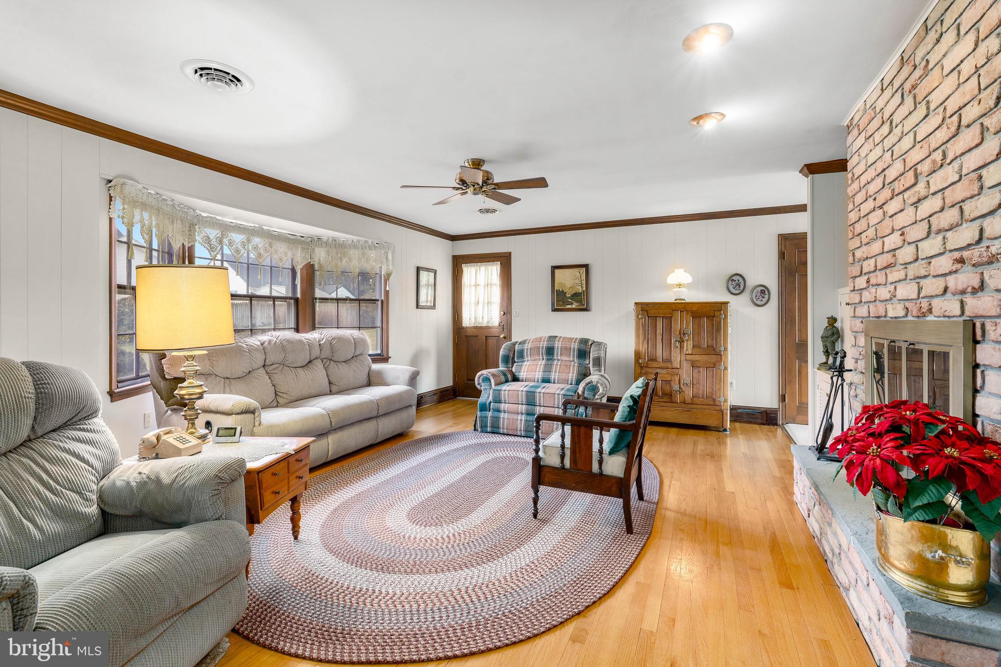 10 Pogue Avenue Rising Sun, MD 21911 - Photo 20 of 35 Family room with hardwoods floors.