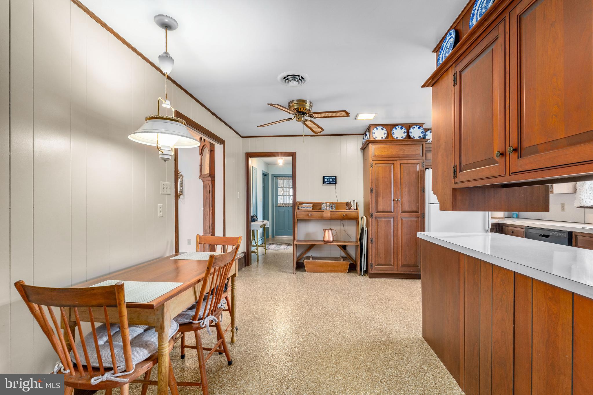 10 Pogue Avenue Rising Sun, MD 21911 - Photo 23 of 35 Kitchen with table space