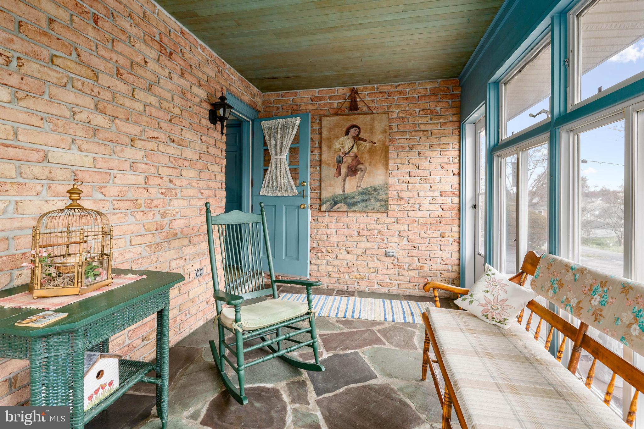 10 Pogue Avenue Rising Sun, MD 21911 - Photo 35 of 35 BEAUTIFUL Sun Porch!!