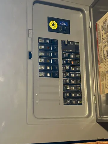 $189,900 | 9160 Kinloch Street, Redford, MI 48239