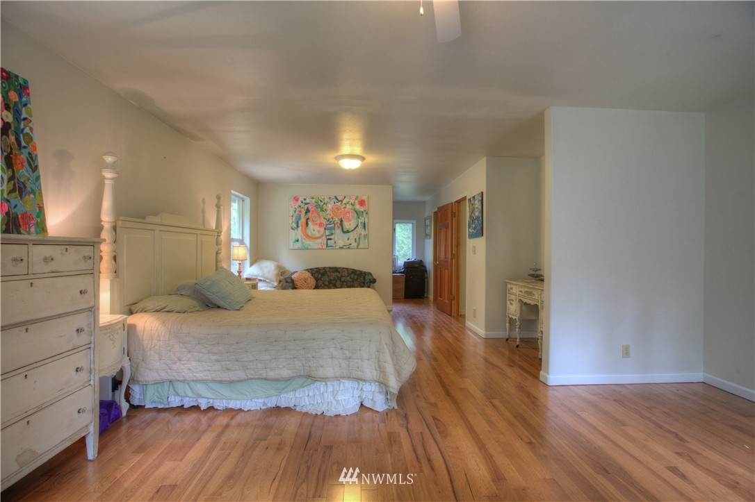 17424 Southeast 106th Street Renton, WA 98059 - Photo 11 of 21 Gallery Image 11
