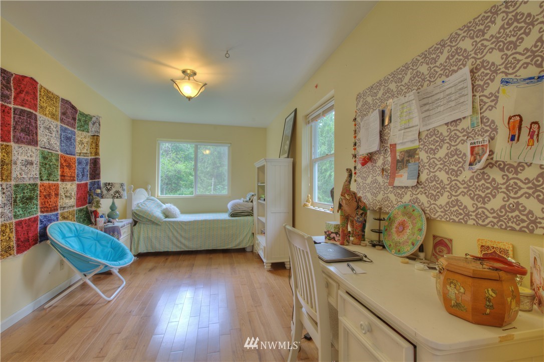 17424 Southeast 106th Street Renton, WA 98059 - Photo 16 of 21 Gallery Image 16
