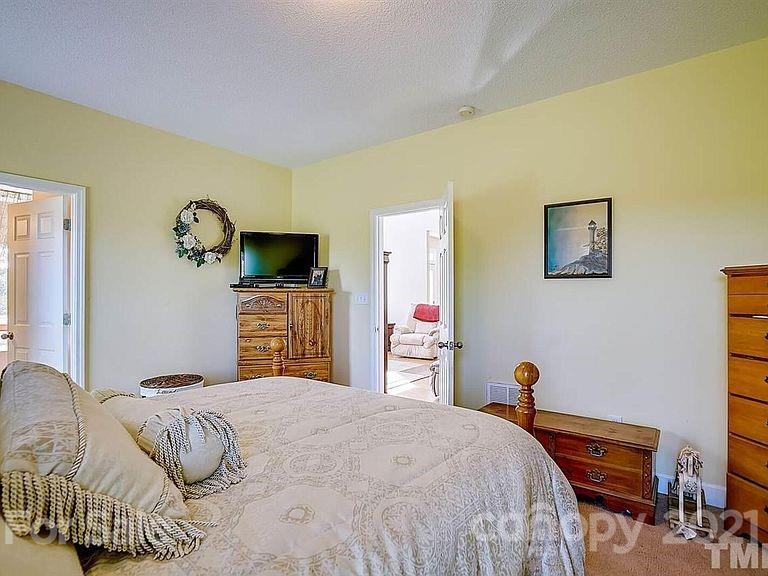 456 Hines Ridge Road Yanceyville, NC 27379 - Photo 12 of 22 Gallery Image 12