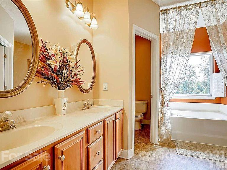 456 Hines Ridge Road Yanceyville, NC 27379 - Photo 14 of 22 Gallery Image 14