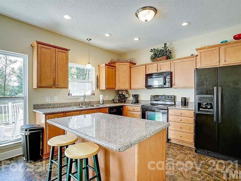 456 Hines Ridge Road Yanceyville, NC 27379 - Photo 8 of 22 Gallery Image 8