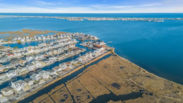 $1,425,000 | 124 St Lawrence Boulevard, Brick, NJ 08723