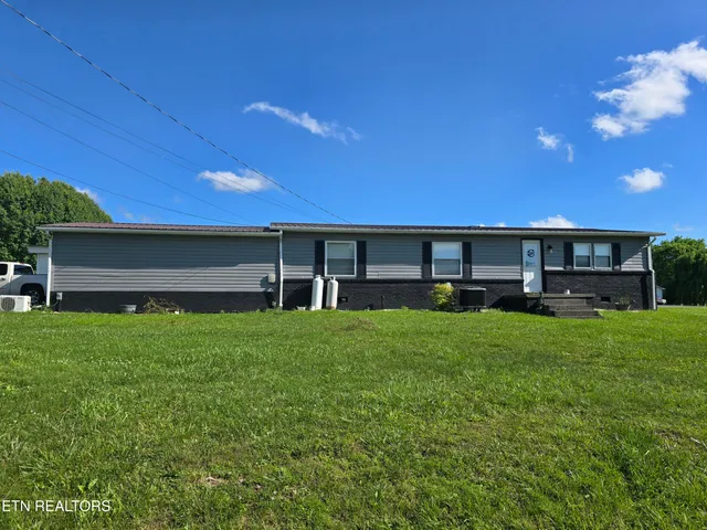 $132,000 | 406 Holmes Street, Jonesville, VA 24263