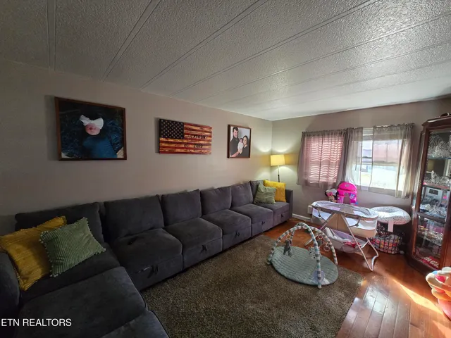 $132,000 | 406 Holmes Street, Jonesville, VA 24263