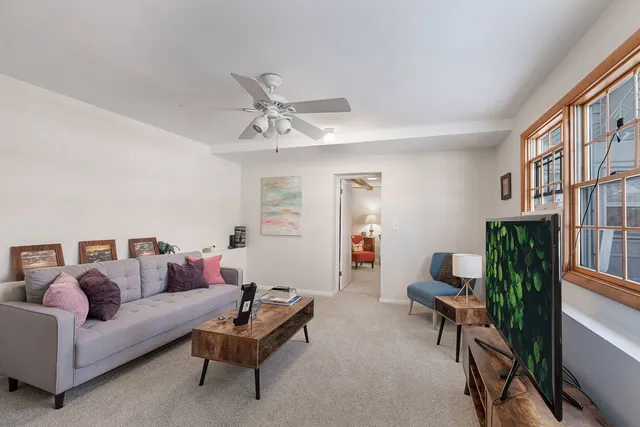 $569,000 | 1706 South Chesterfield Drive, Arlington Heights, IL 60005