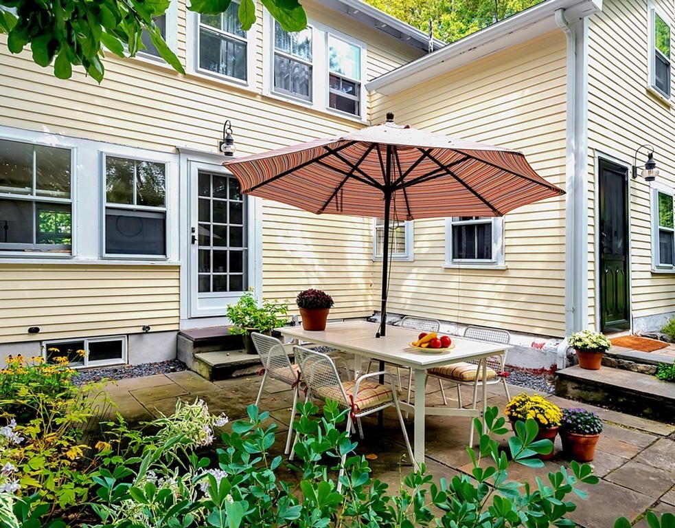260 Concord Road Sudbury, MA 01776 - Photo 4 of 30 Gallery Image 4