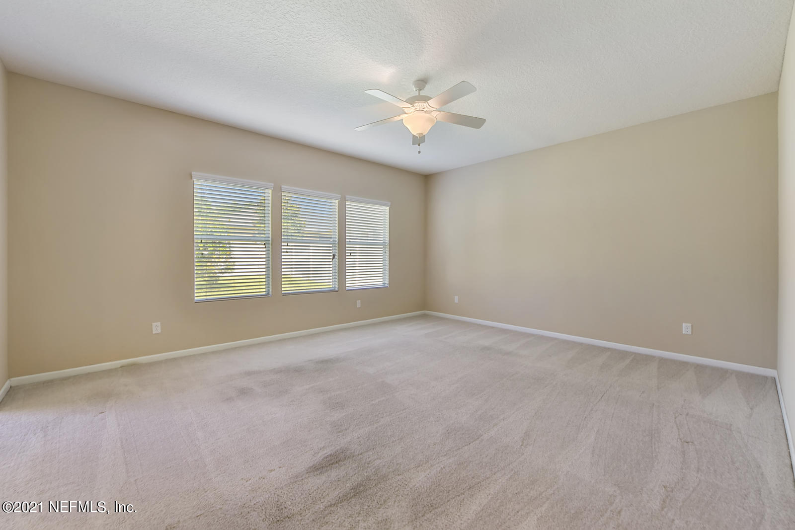 16252 Tisons Bluff Road Jacksonville, FL 32218 - Photo 6 of 34 Great Room