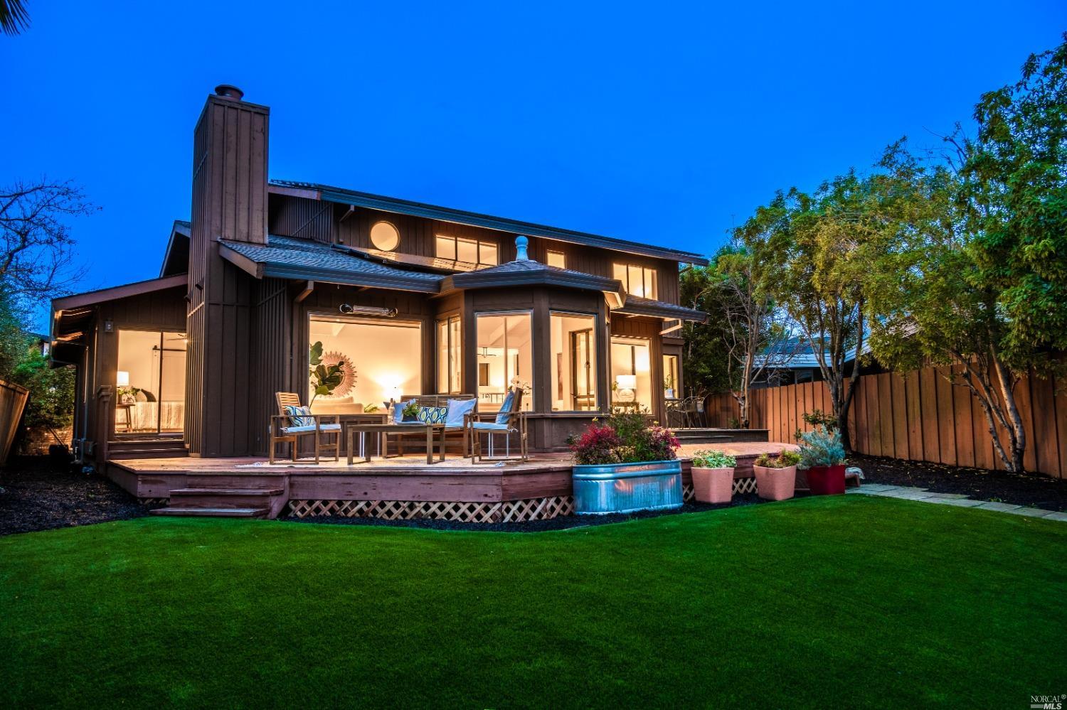 305 Riviera Circle, Larkspur, CA 94939 Compass