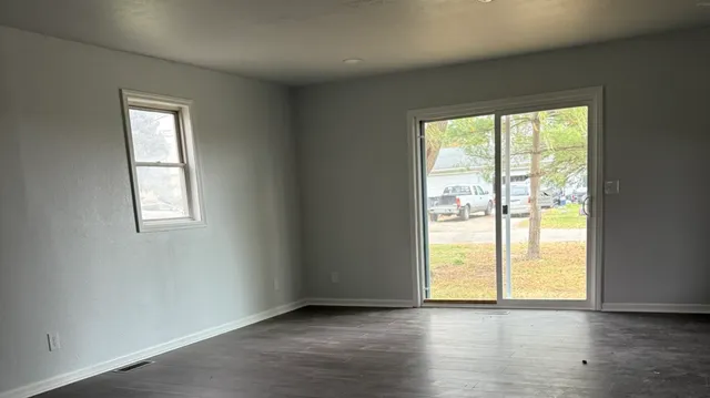 $184,000 | 102 8th Avenue, Mendota, IL 61342