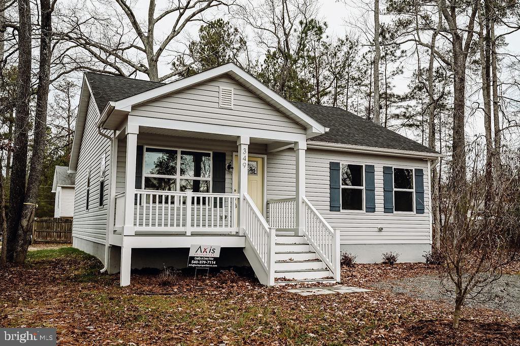 349 8th Street Colonial Beach, VA 22443 - Photo 1 of 25