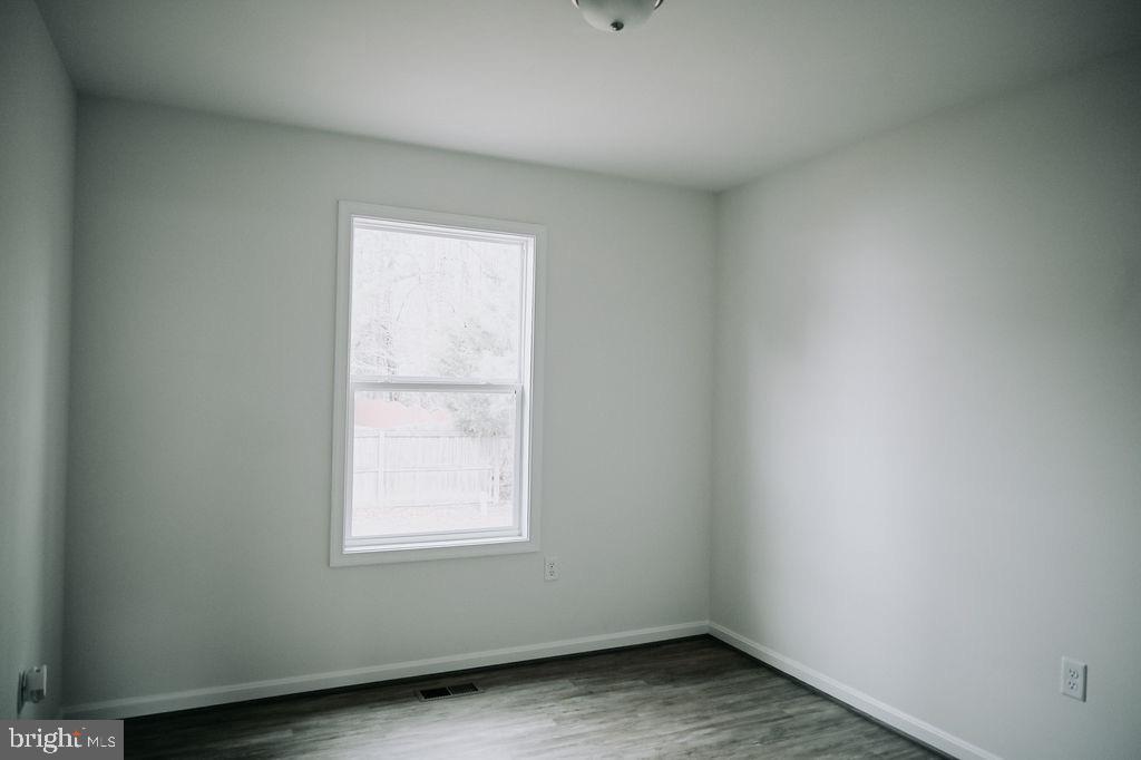 349 8th Street Colonial Beach, VA 22443 - Photo 13 of 25
