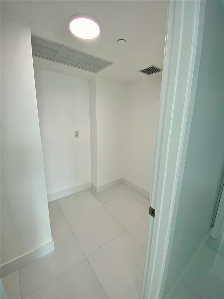 100 Lincoln Road, Unit PH1 Miami Beach, FL 33139 - Photo 31 of 47 Photo 31