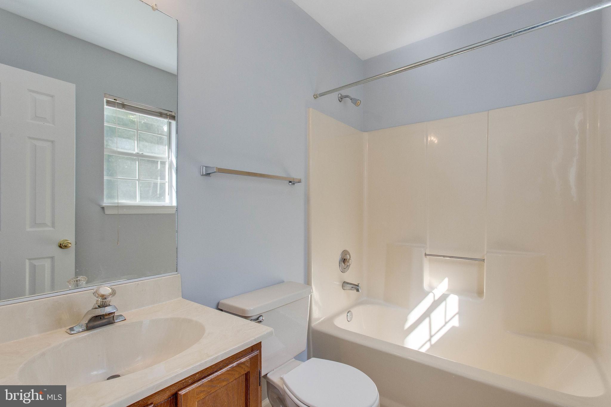 1102 Wind Ridge Drive Stafford, VA 22554 - Photo 30 of 38 Full Bath