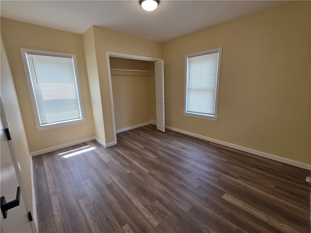 28 Carver Street Pawtucket, RI 02860 - Photo 14 of 37