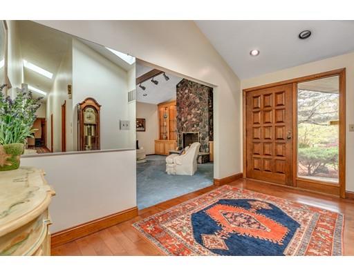 26 Bluejay Road Lynnfield, MA 01940 - Photo 3 of 30 Gallery Image 3