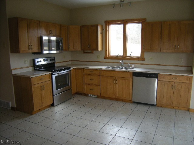6572 Roswell Road Southwest Sherrodsville, OH 44675 - Photo 6 of 19
