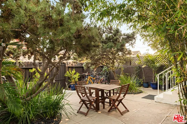 $2,380,000 | 51 Sunset Avenue, Venice, CA 90291