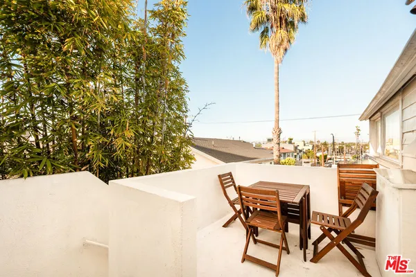 $2,380,000 | 51 Sunset Avenue, Venice, CA 90291