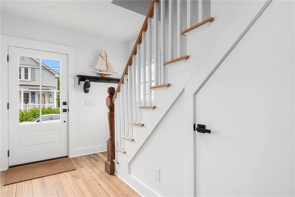 69 Connection Street Newport, RI 02840 - Photo 4 of 43